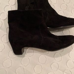 Eileen Fisher Seude Booties